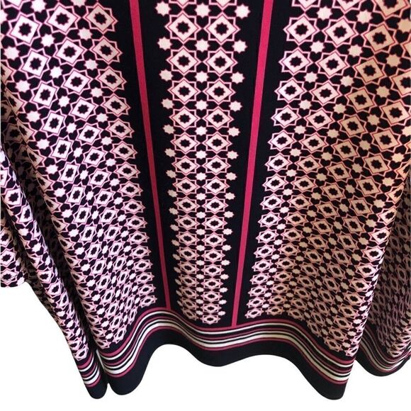 Croft & Barrow 3/4 length sleeve pink, black and white tunic - Picture 2 of 8